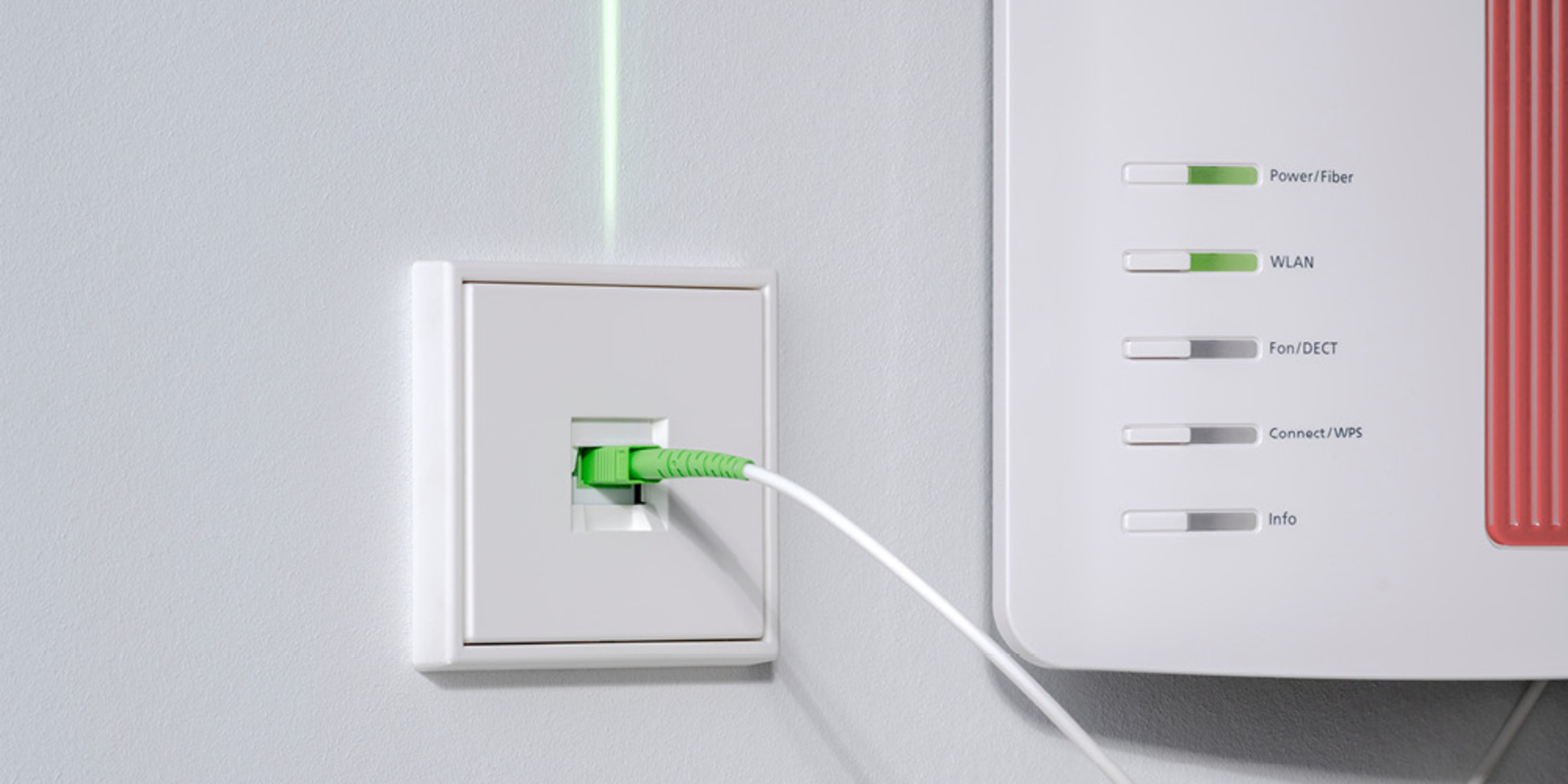 Die neuen Glasfaser-Anschlussdosen bei Elektro Klippel in Aue