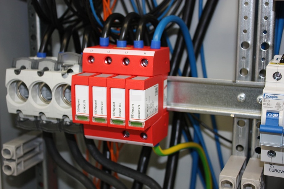 U berspannungsschutz bei Elektro Klippel in Aue